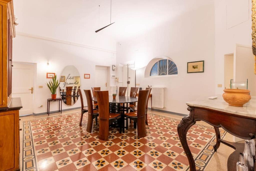 Academia Of Davide Spacious Apartment Florence Buitenkant foto